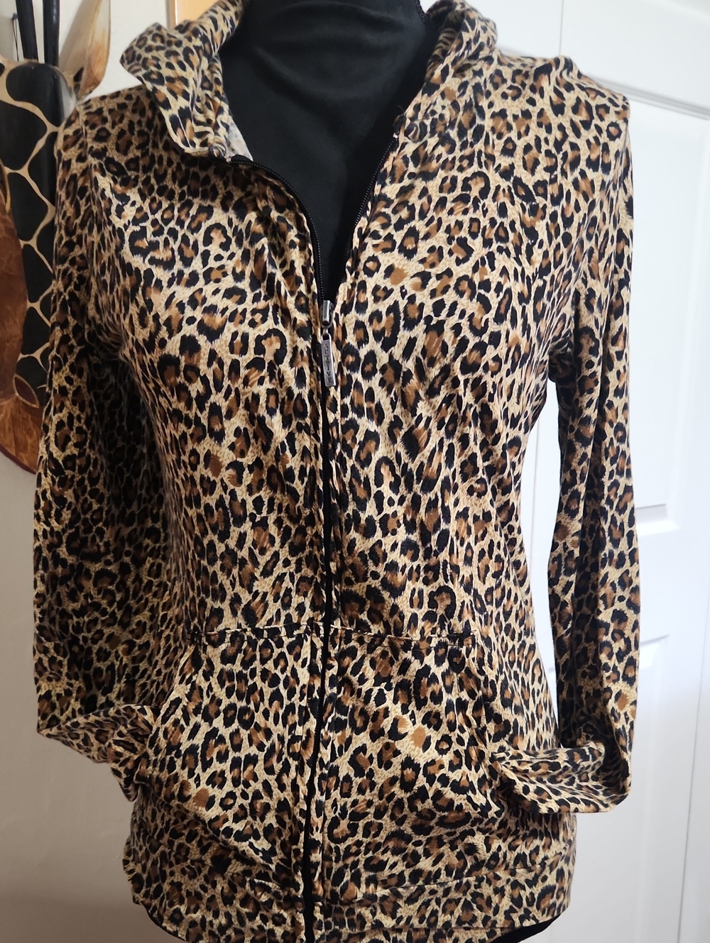 Active Basic Leopard-Print Zip Hoodie in Brown and Black
